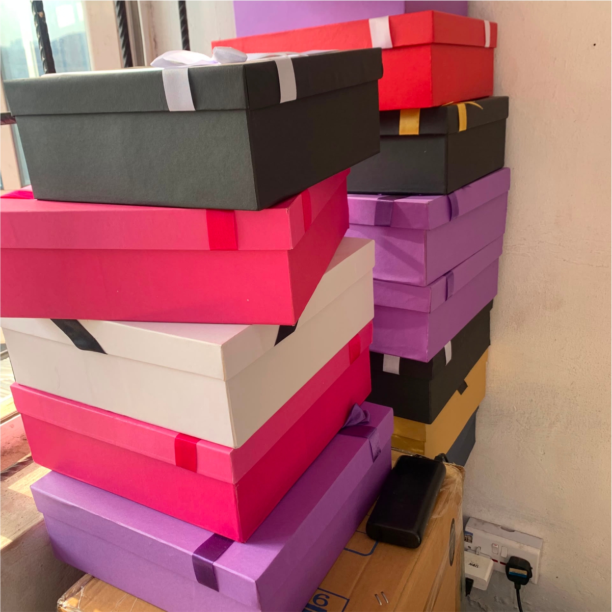 Custom retail packaging boxes