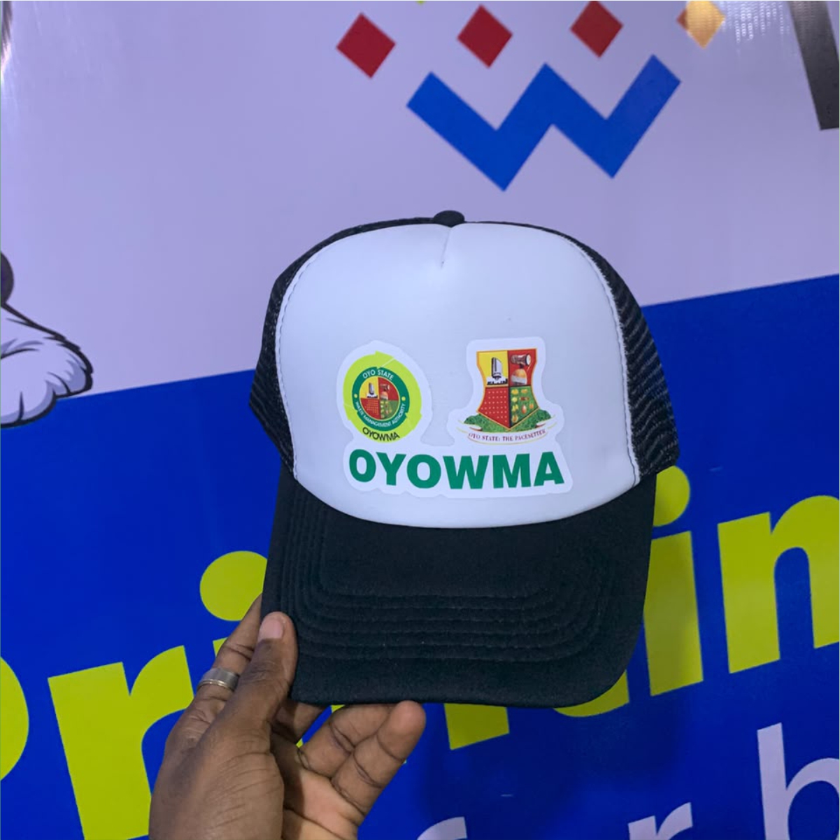 Panel cap branding by Waaprint