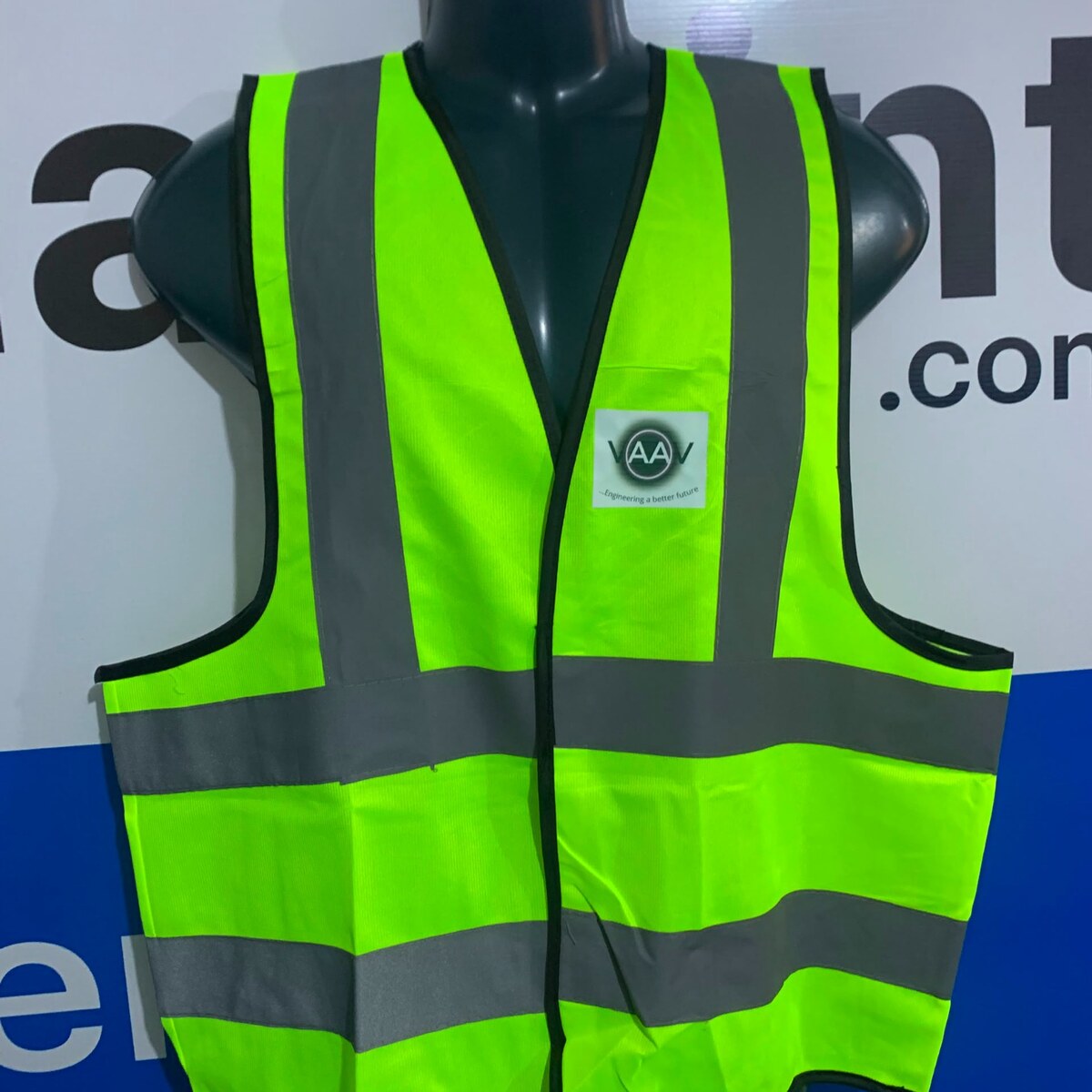 Custom reflective construction jacket by Waaprint