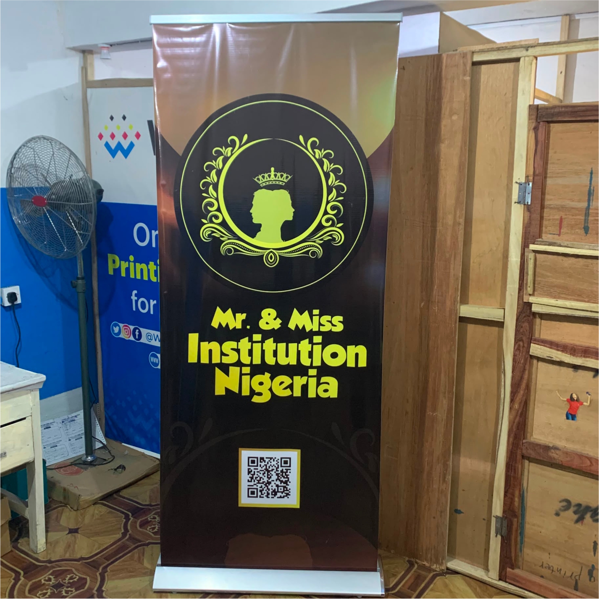 Custom roll-up banner printed by Waaprint
